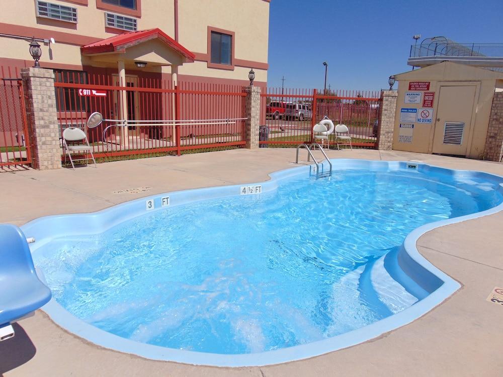 Howard Johnson By Wyndham Lubbock Tx Экстерьер фото