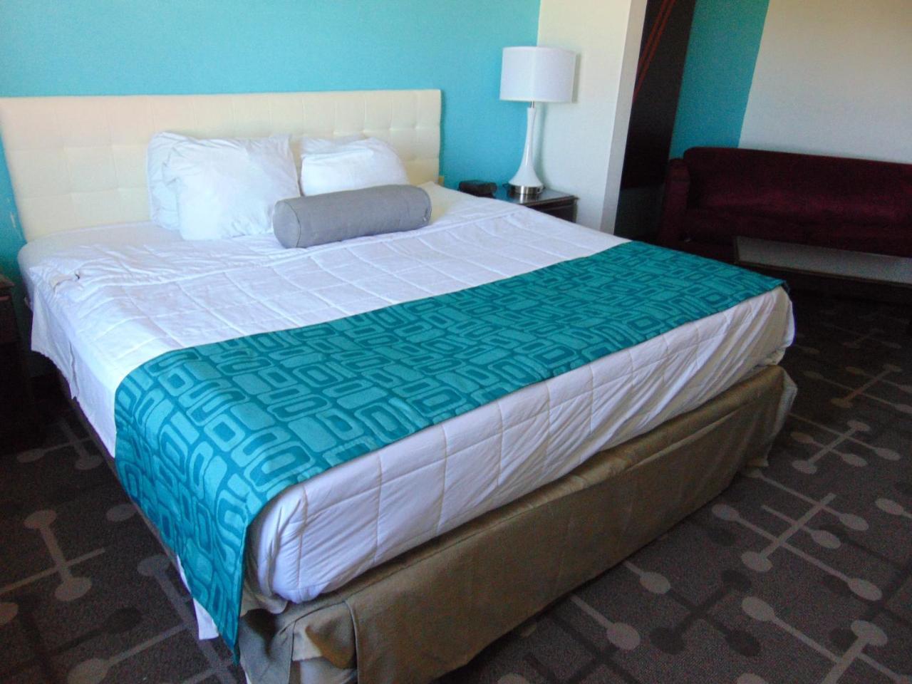 Howard Johnson By Wyndham Lubbock Tx Экстерьер фото